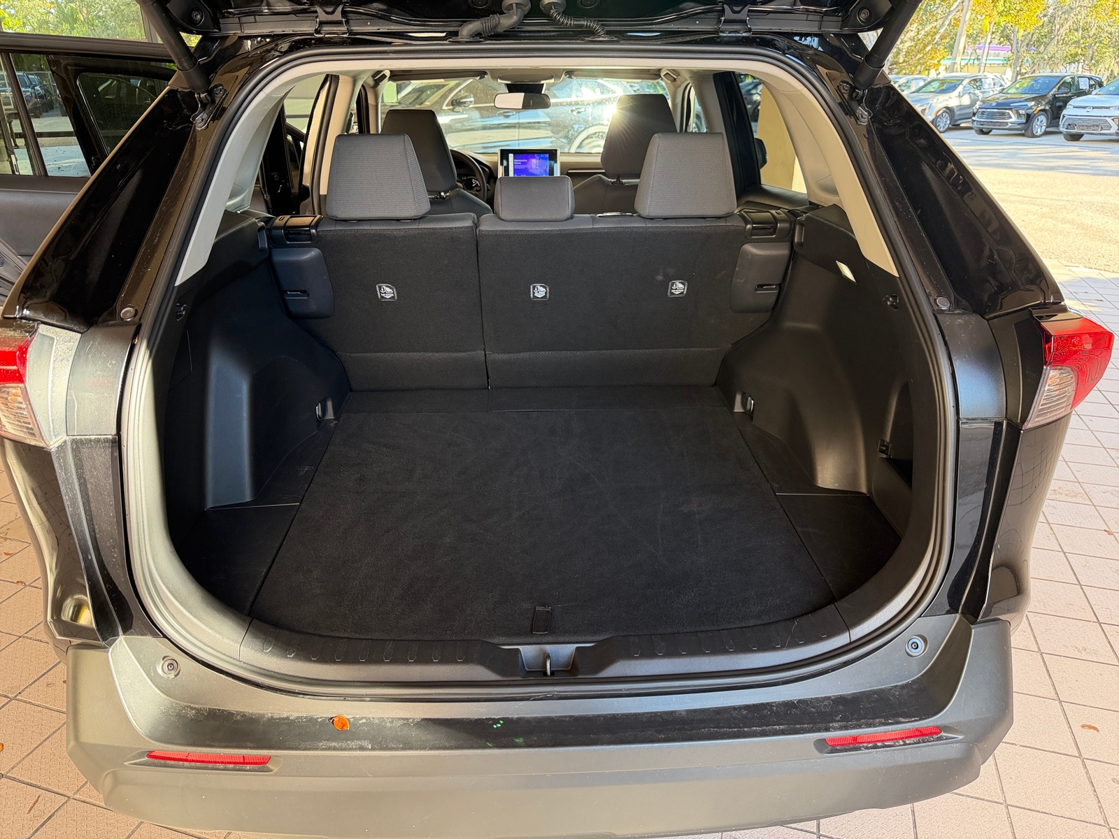 Thumbnail: 2025 Toyota RAV4 - 4