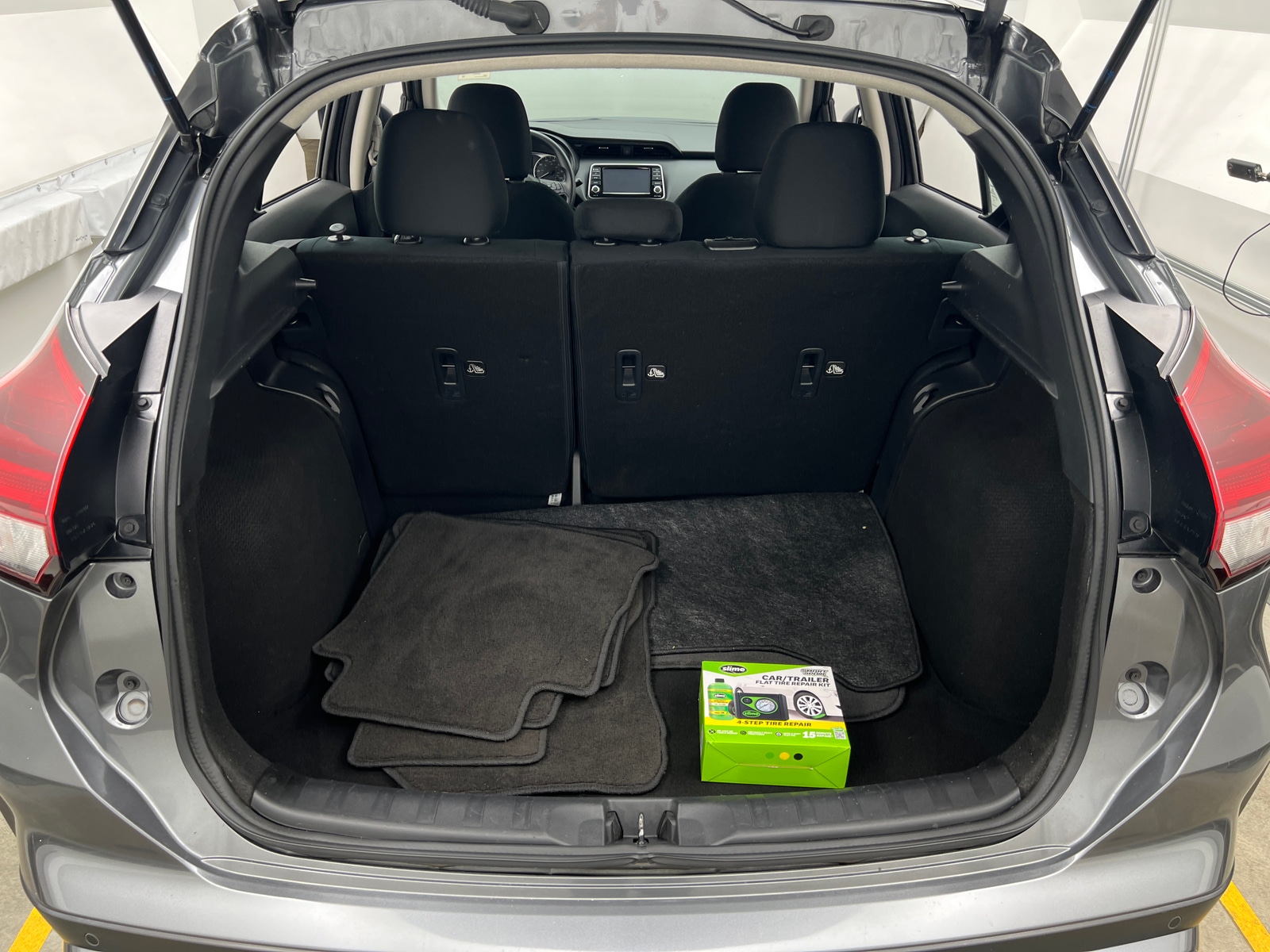 Thumbnail: 2024 Nissan Kicks - 7