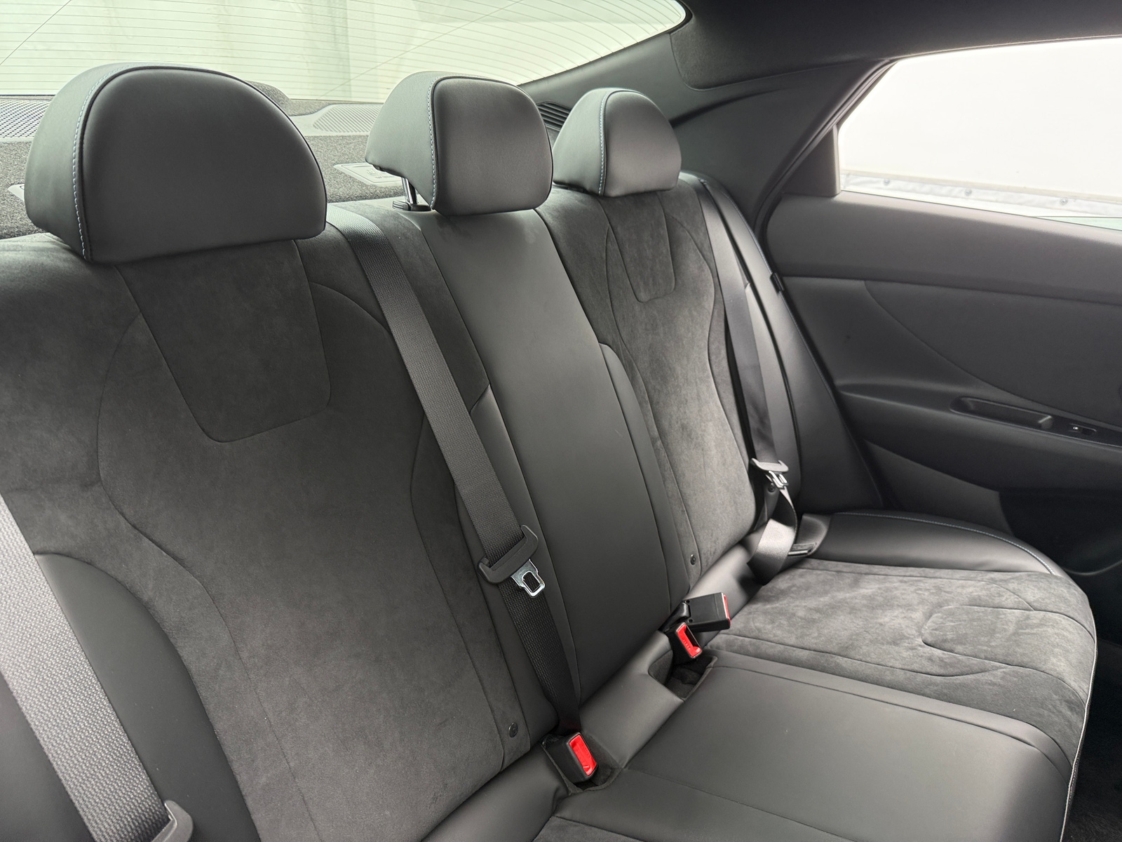 Thumbnail: 2024 Hyundai Elantra - 5