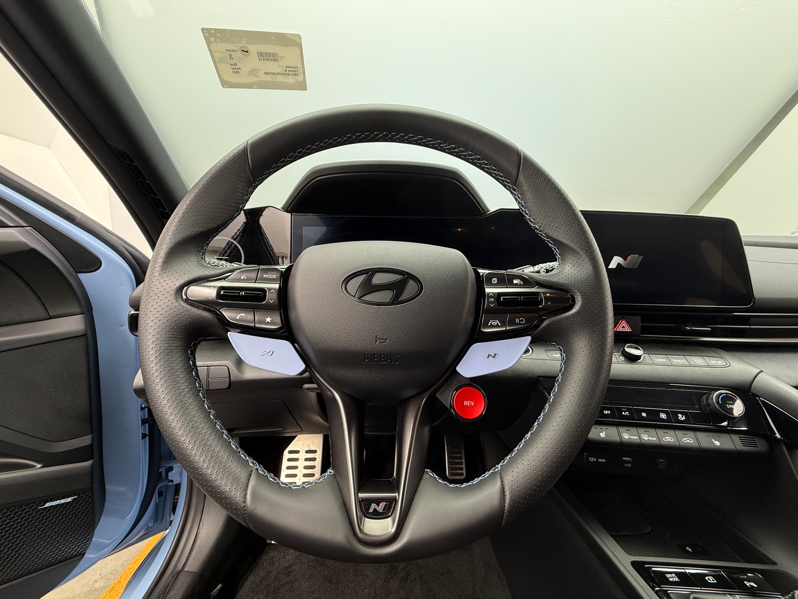 Thumbnail: 2024 Hyundai Elantra - 4