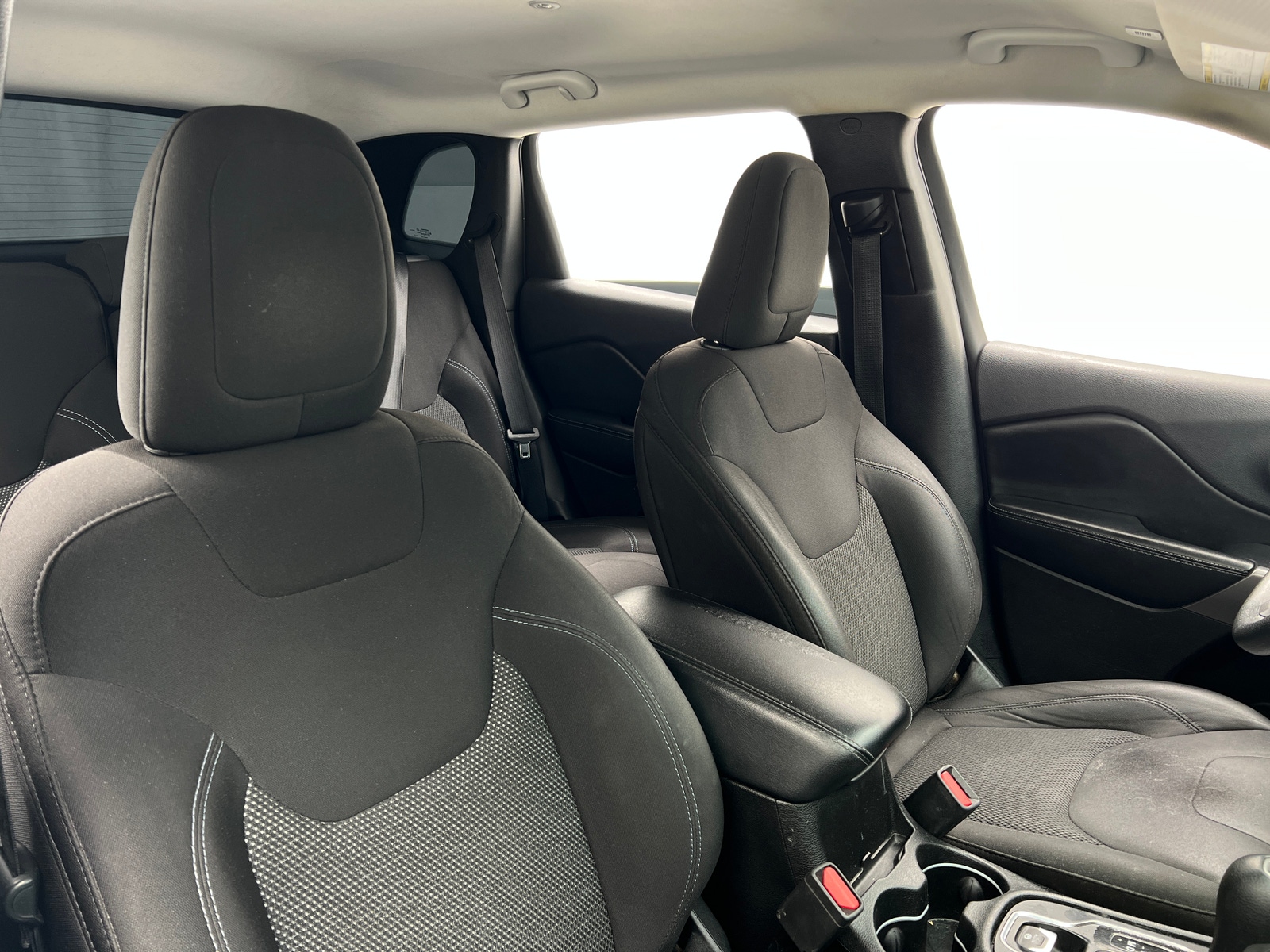 Thumbnail: 2019 Jeep Cherokee - 2