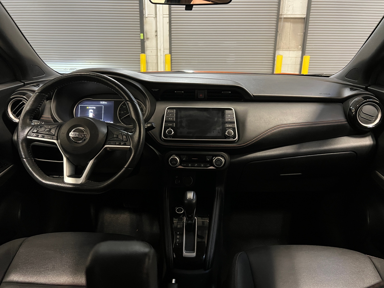 Thumbnail: 2019 Nissan Kicks - 2