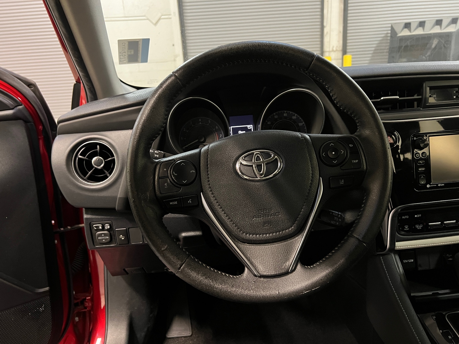 Thumbnail: 2017 Toyota Corolla iM - 5