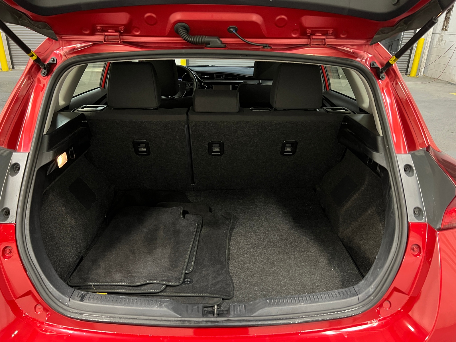 Thumbnail: 2017 Toyota Corolla iM - 7