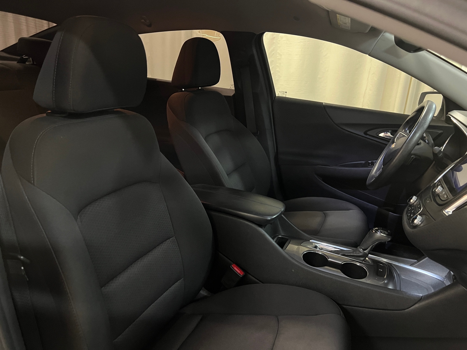 Thumbnail: 2020 Chevrolet Malibu - 2