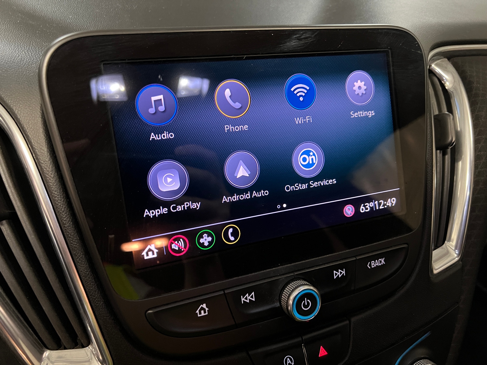 Thumbnail: 2020 Chevrolet Malibu - 4