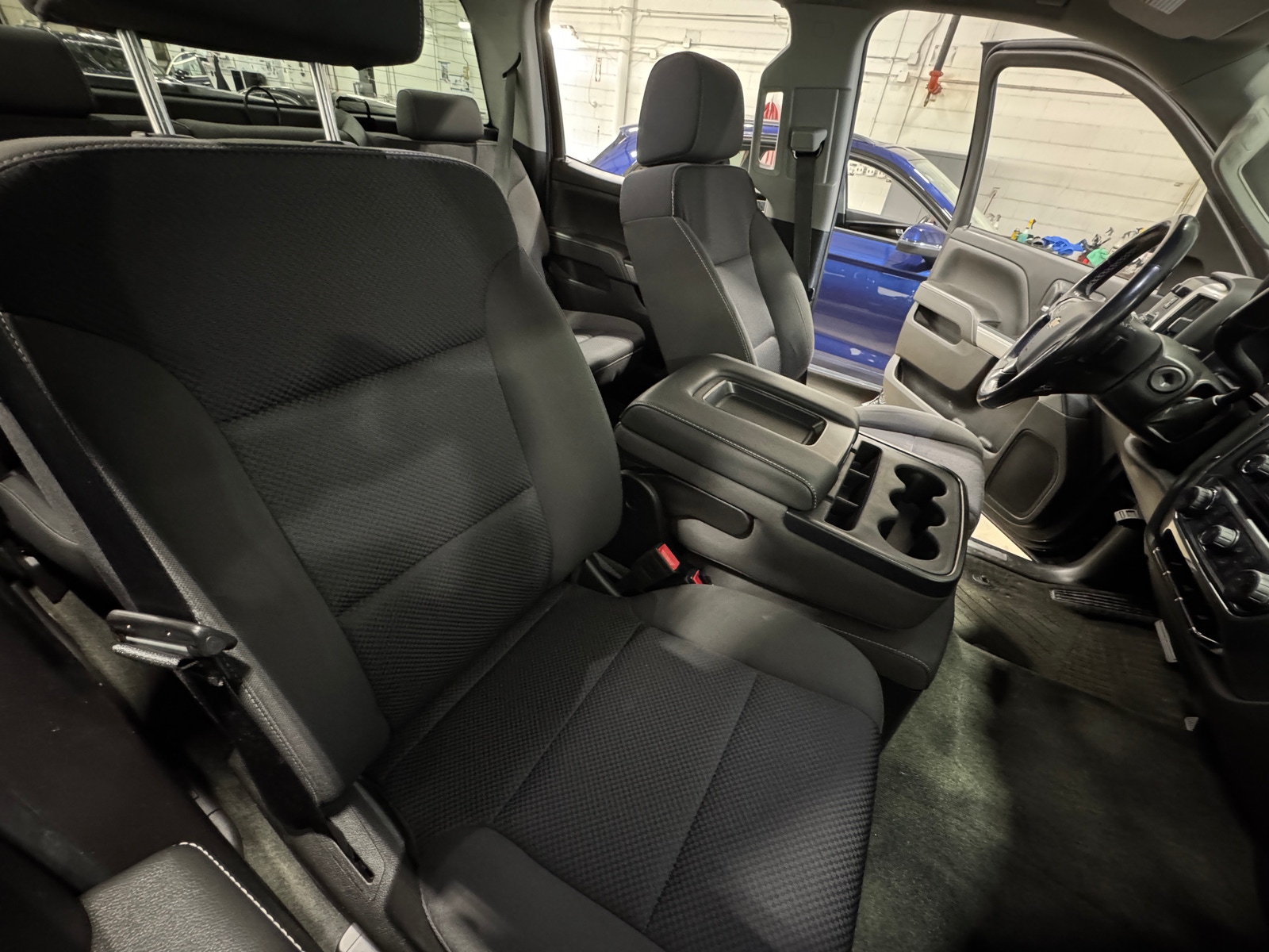 Thumbnail: 2018 Chevrolet Silverado 2500 - 2