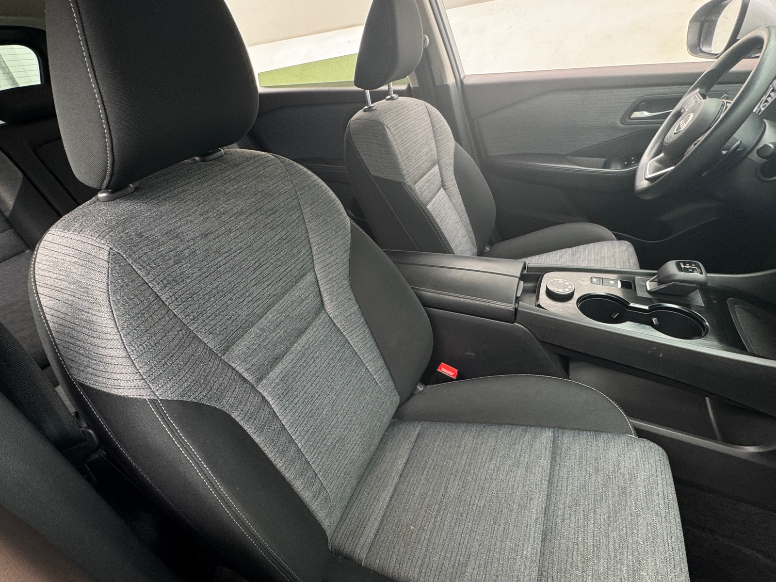 Thumbnail: 2023 Nissan Rogue - 2