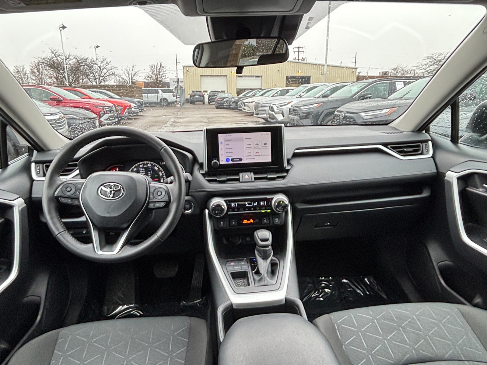 Thumbnail: 2025 Toyota RAV4 - 3