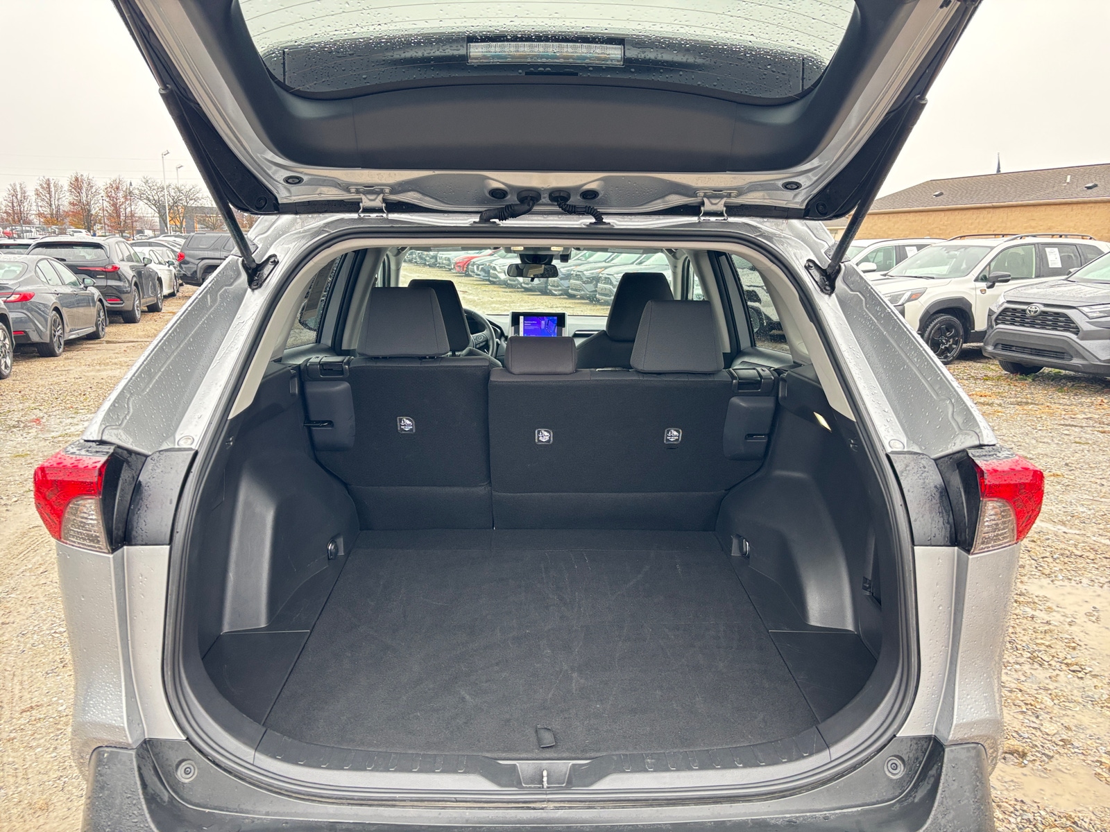 Thumbnail: 2025 Toyota RAV4 - 6