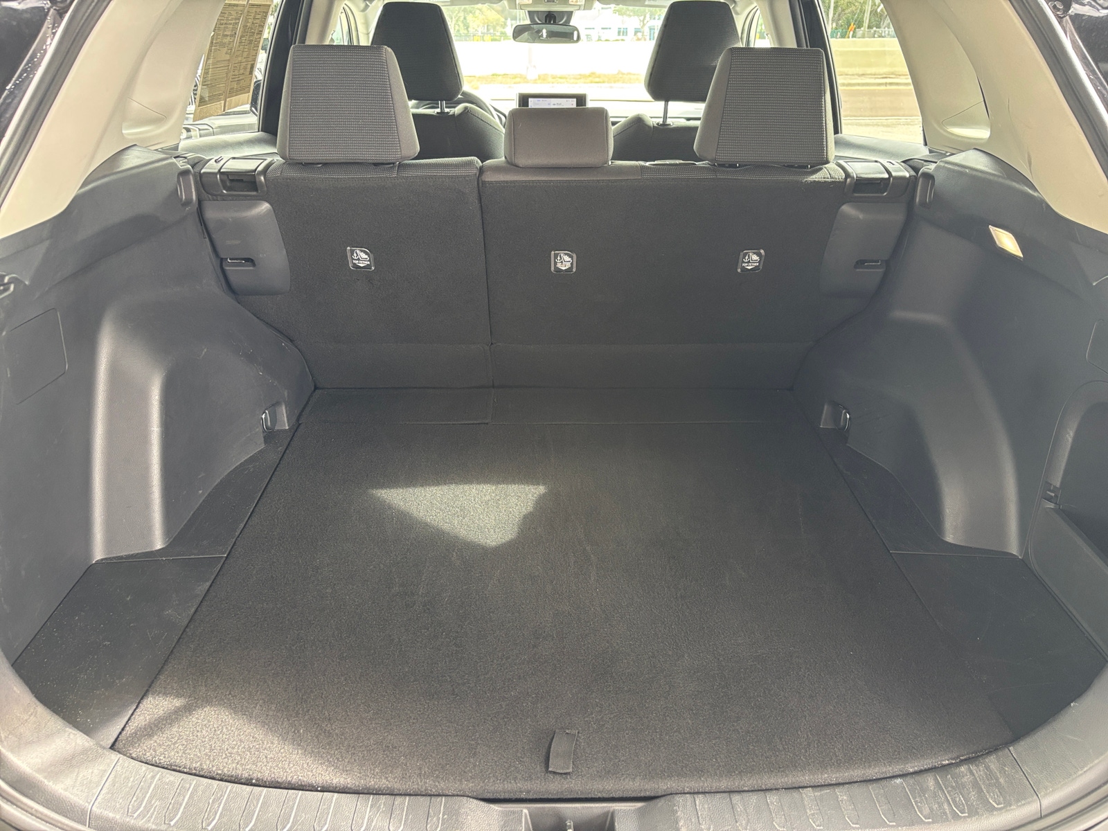 Thumbnail: 2025 Toyota RAV4 - 6