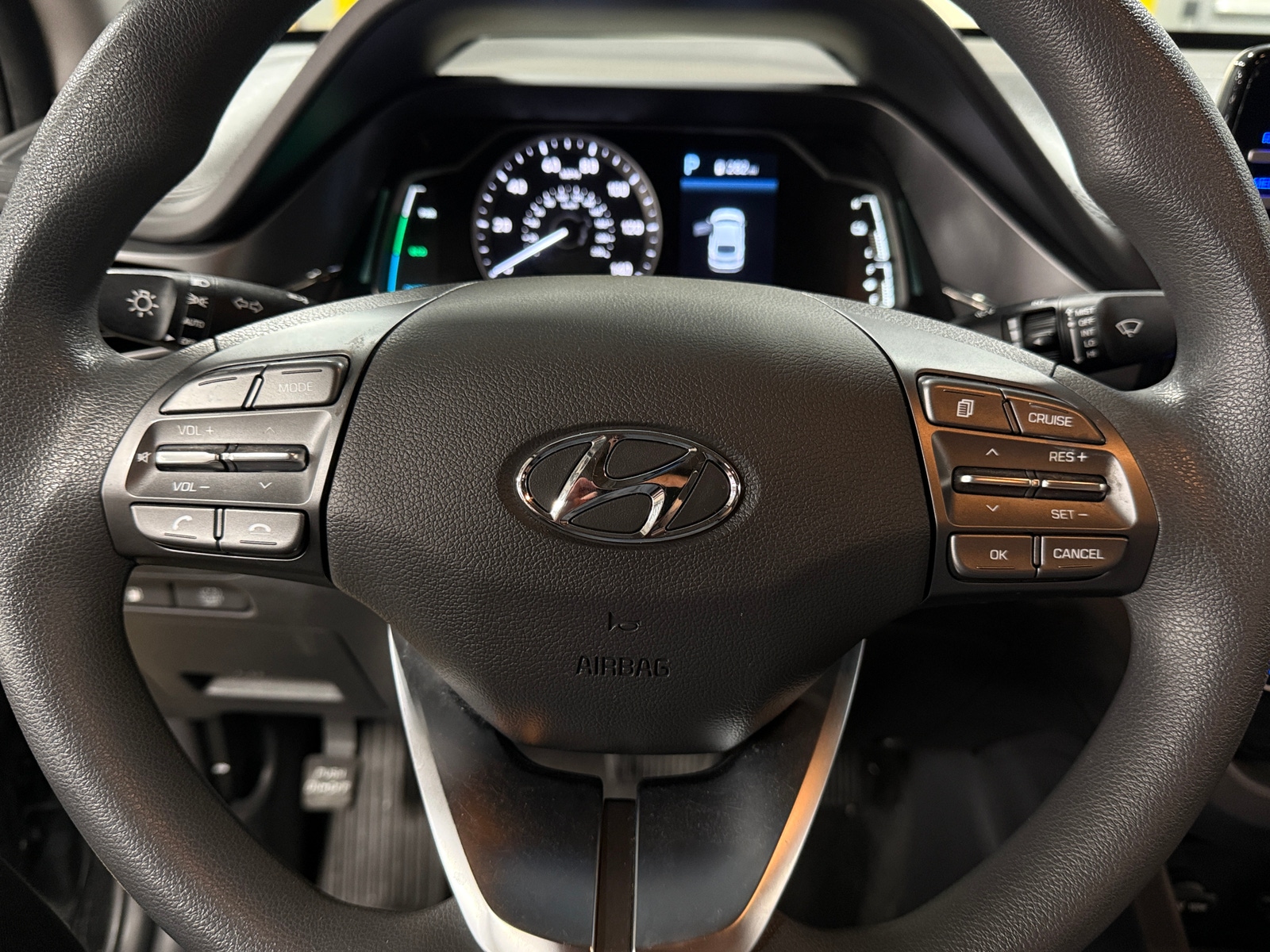 Thumbnail: 2020 Hyundai Ioniq - 5