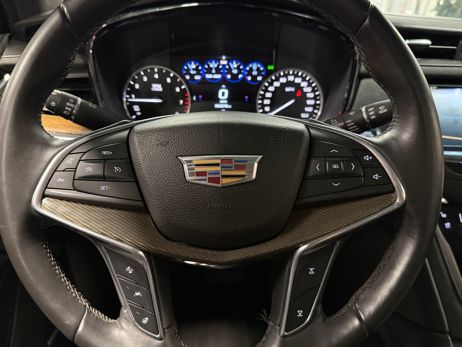 Thumbnail: 2017 Cadillac XT5 - 4
