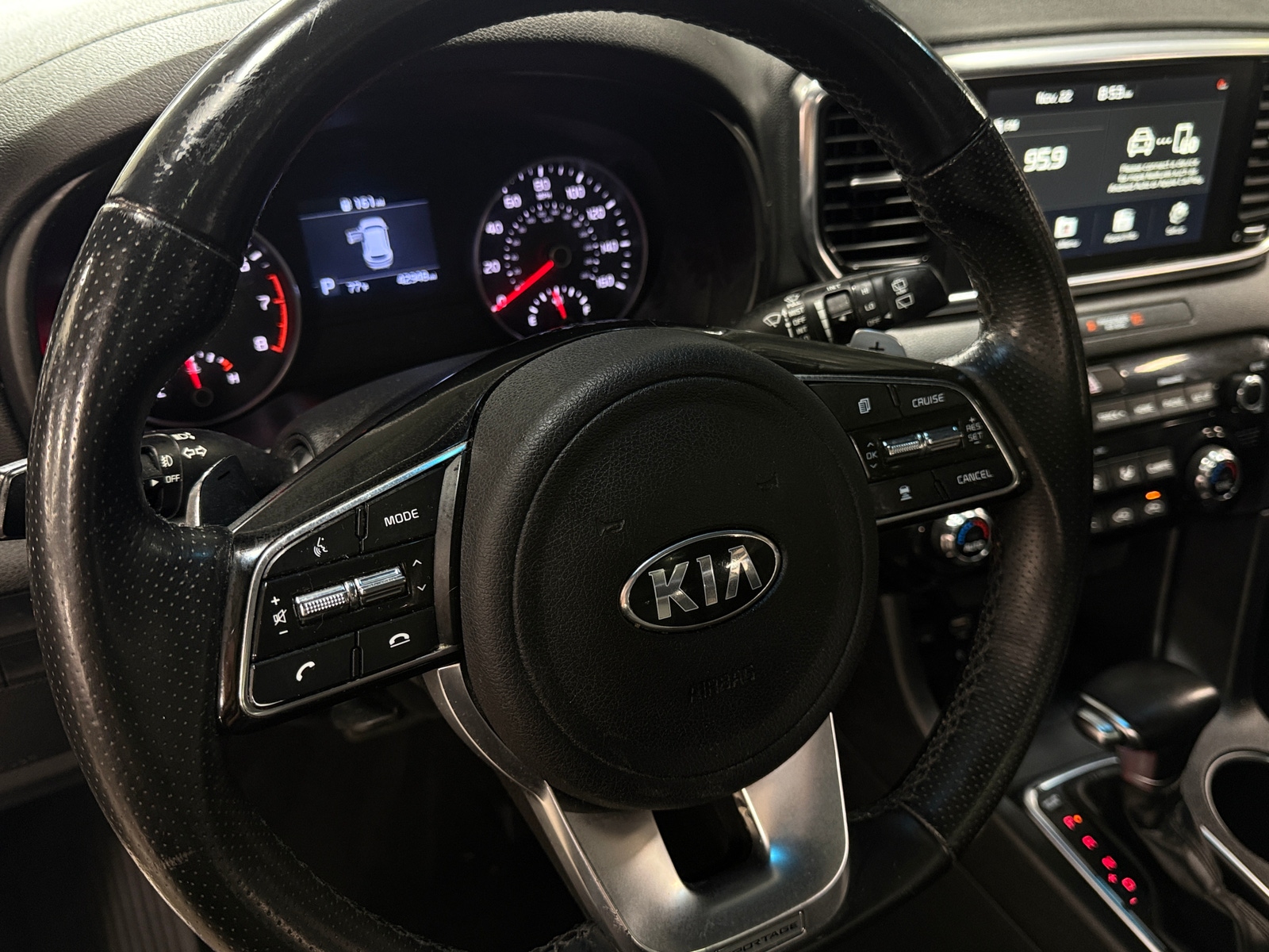 Thumbnail: 2022 Kia Sportage - 4