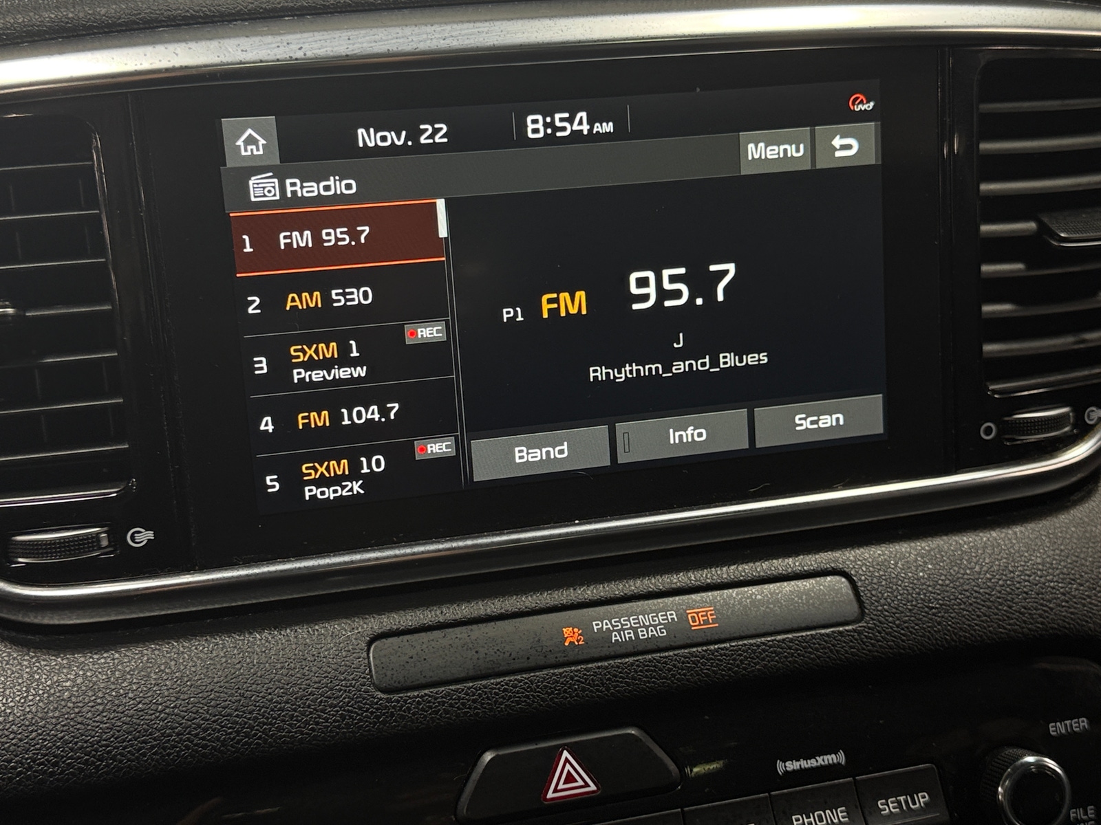 Thumbnail: 2022 Kia Sportage - 3