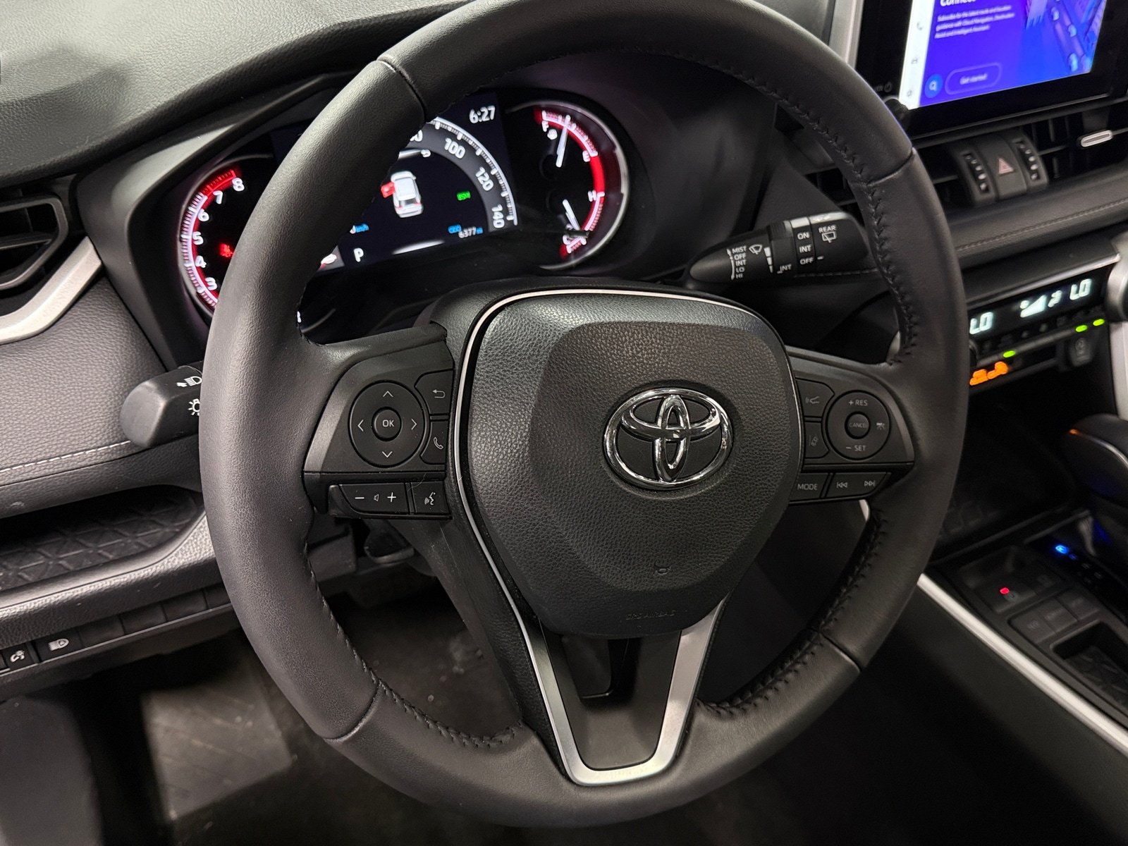 Thumbnail: 2023 Toyota RAV4 - 4