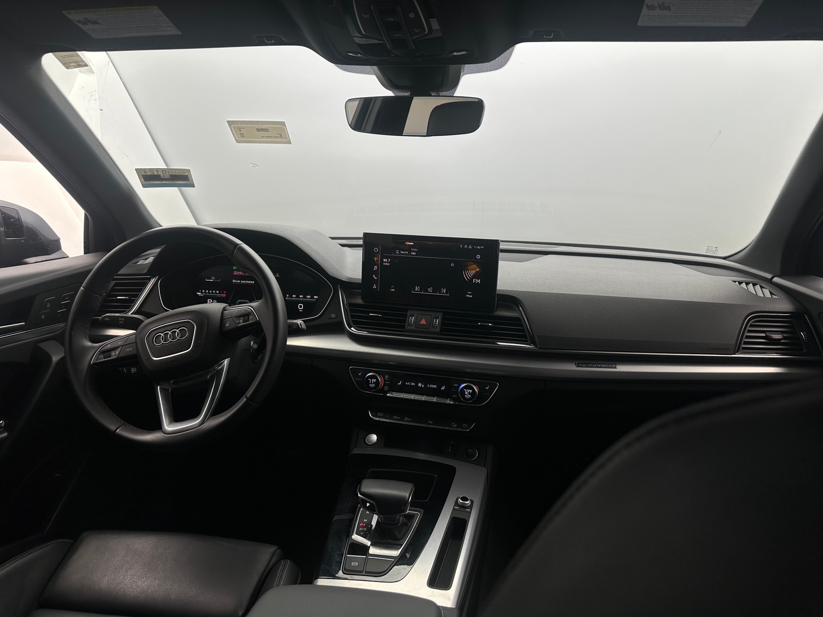 Thumbnail: 2025 Audi Q5 - 2