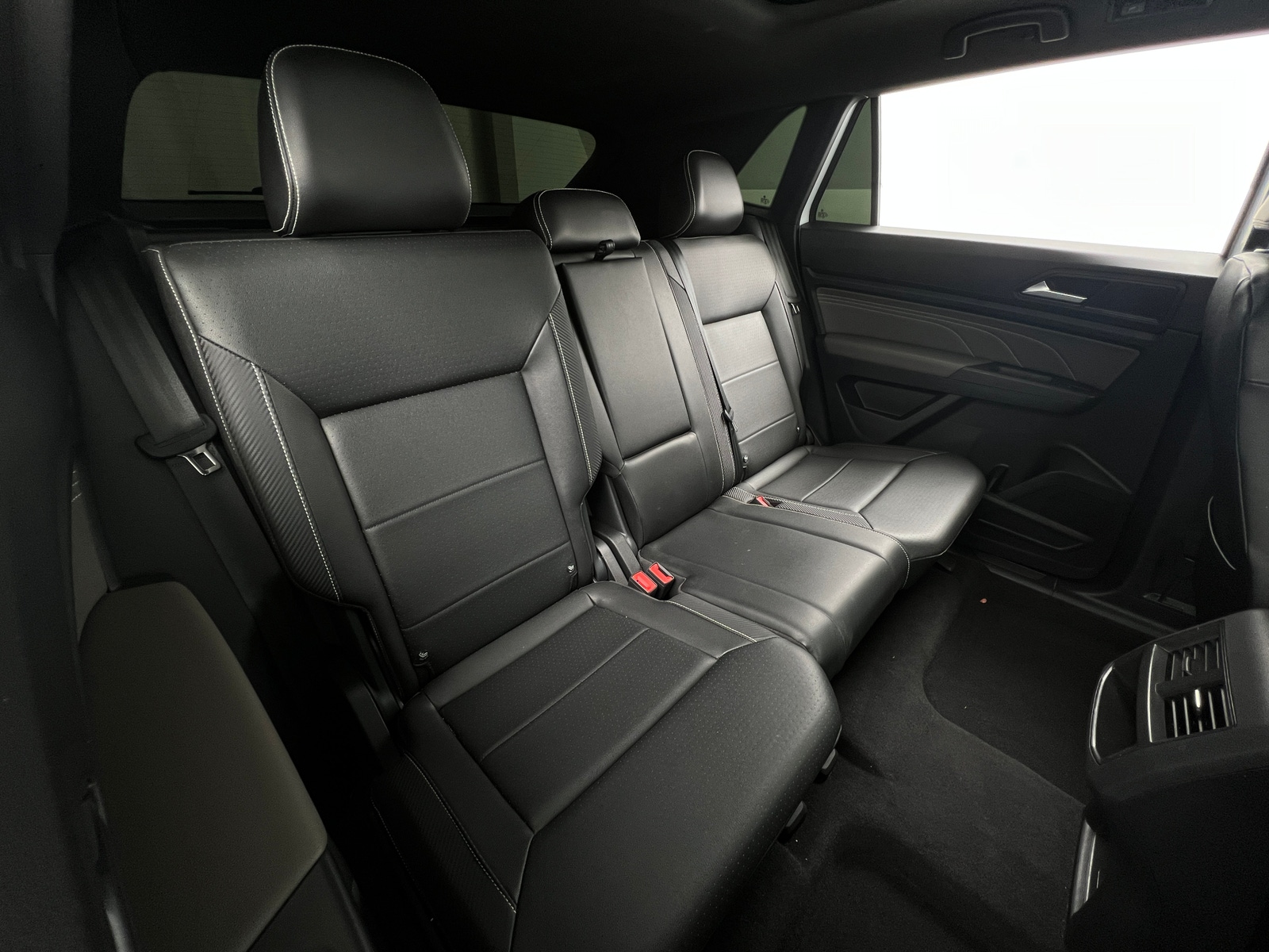 Thumbnail: 2023 Volkswagen Atlas - 5