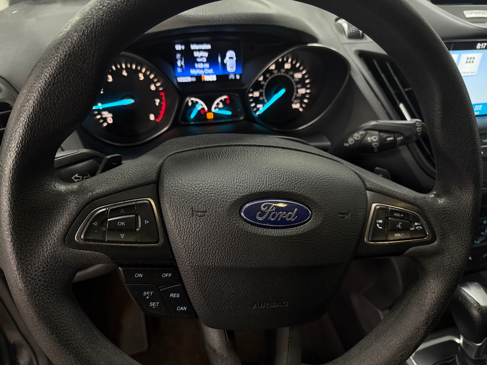 Thumbnail: 2017 Ford Escape - 5