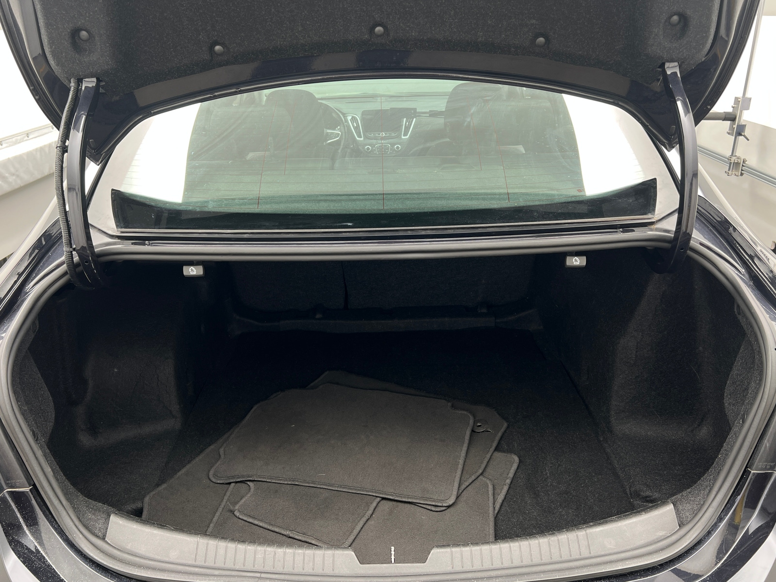 Thumbnail: 2023 Chevrolet Malibu - 7