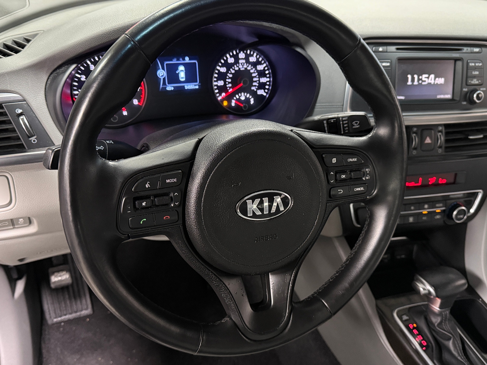 Thumbnail: 2016 Kia Optima - 4