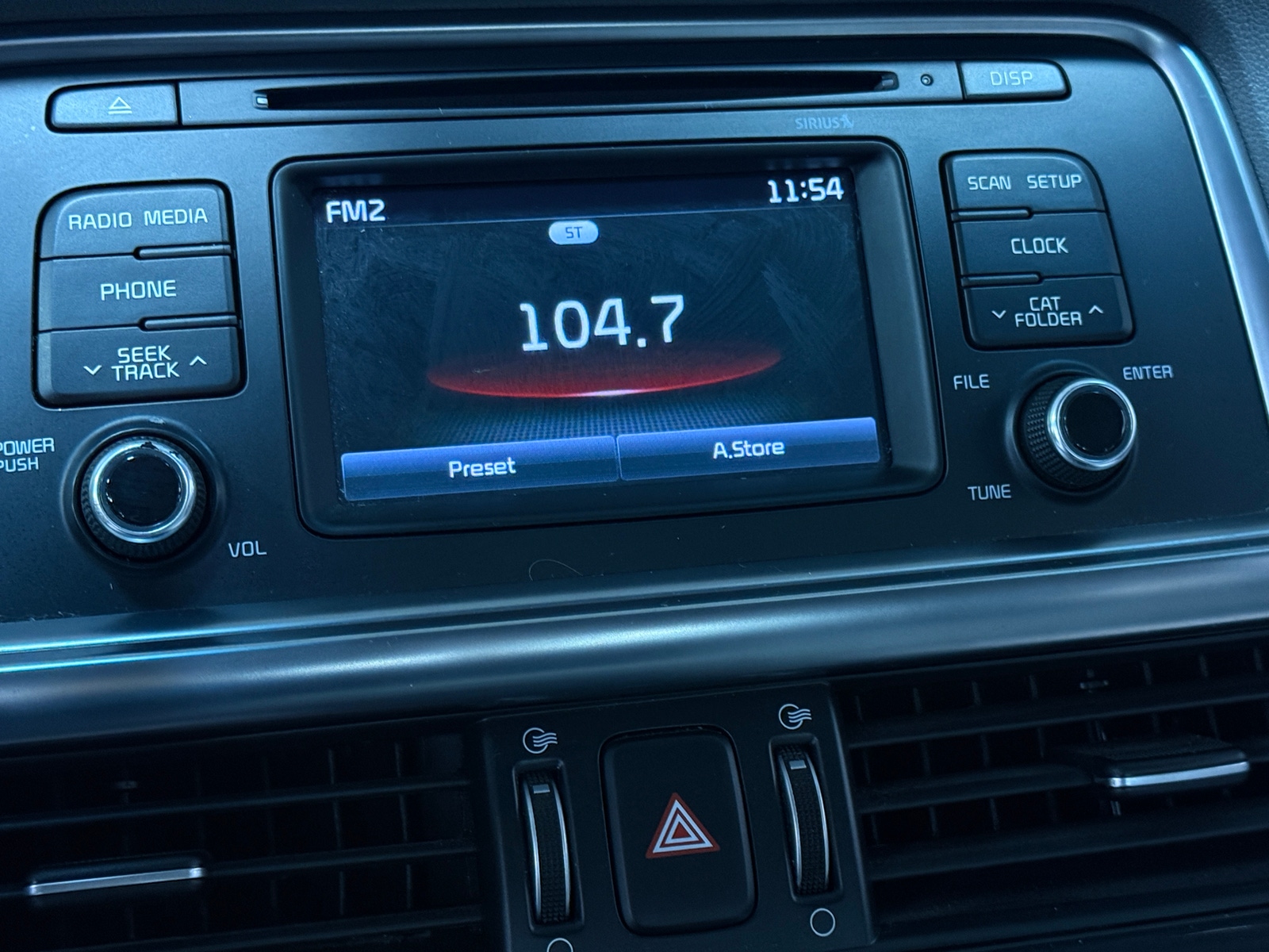 Thumbnail: 2016 Kia Optima - 3