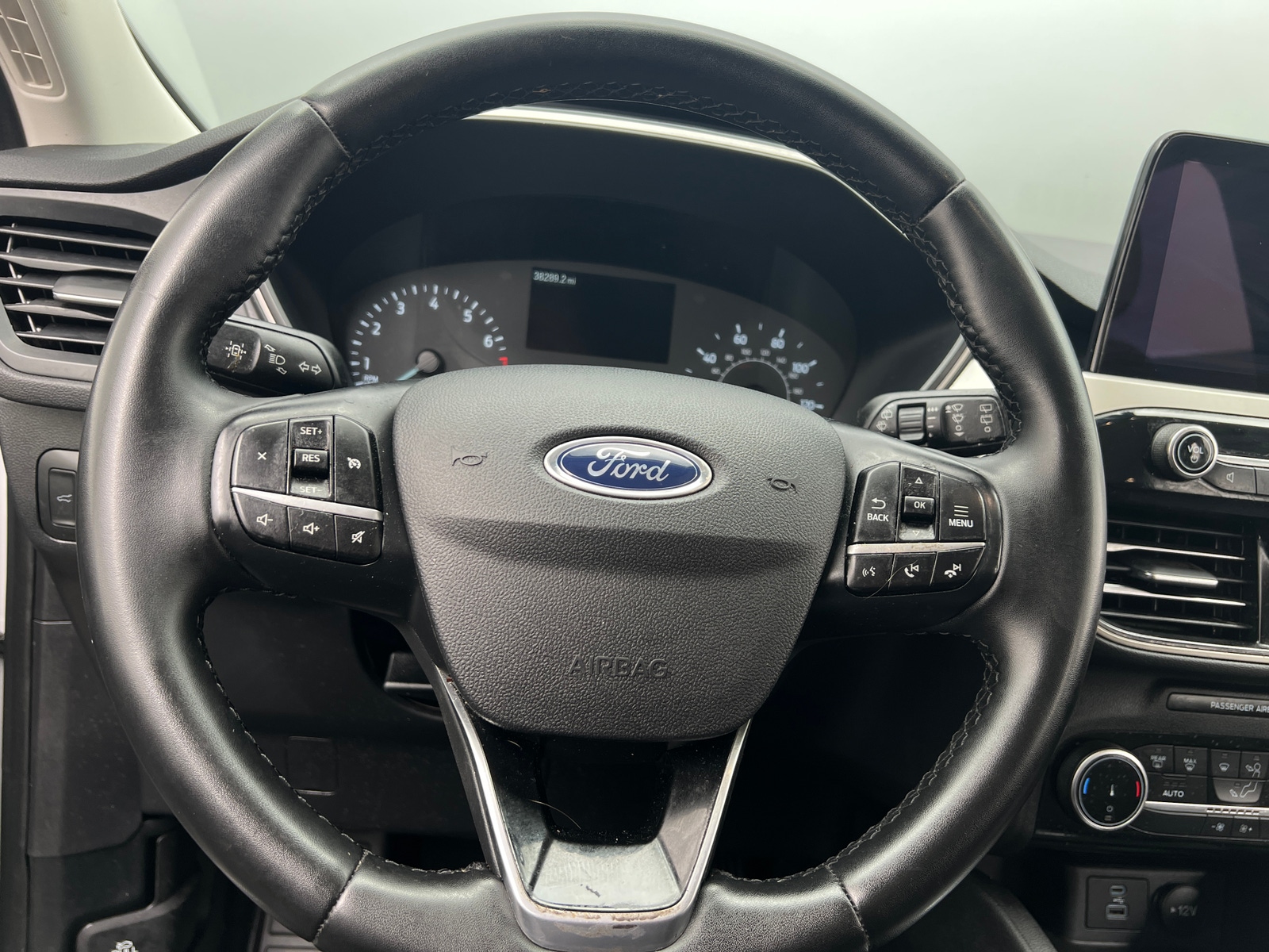 Thumbnail: 2022 Ford Escape - 5