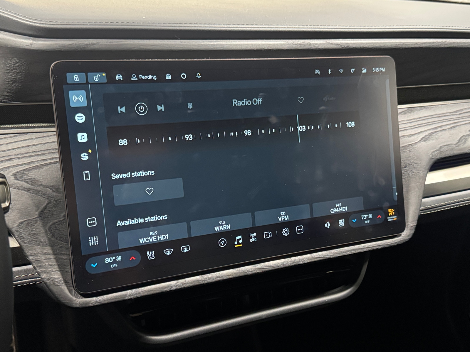Thumbnail: 2022 Rivian R1T - 3