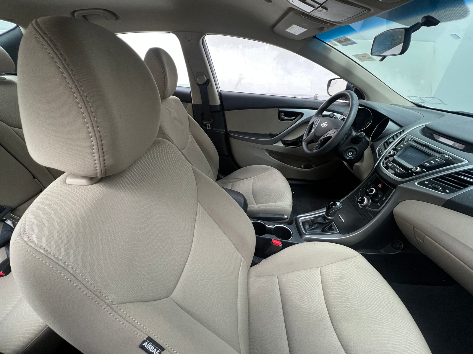 Thumbnail: 2015 Hyundai Elantra - 2