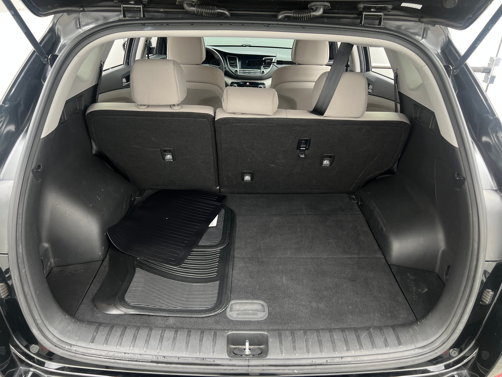 Thumbnail: 2018 Hyundai Tucson - 7