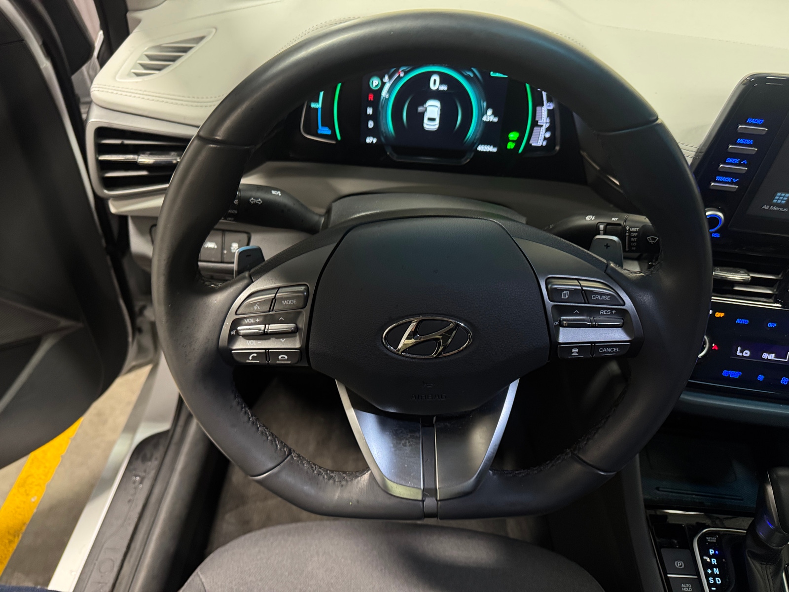 Thumbnail: 2020 Hyundai Ioniq - 5