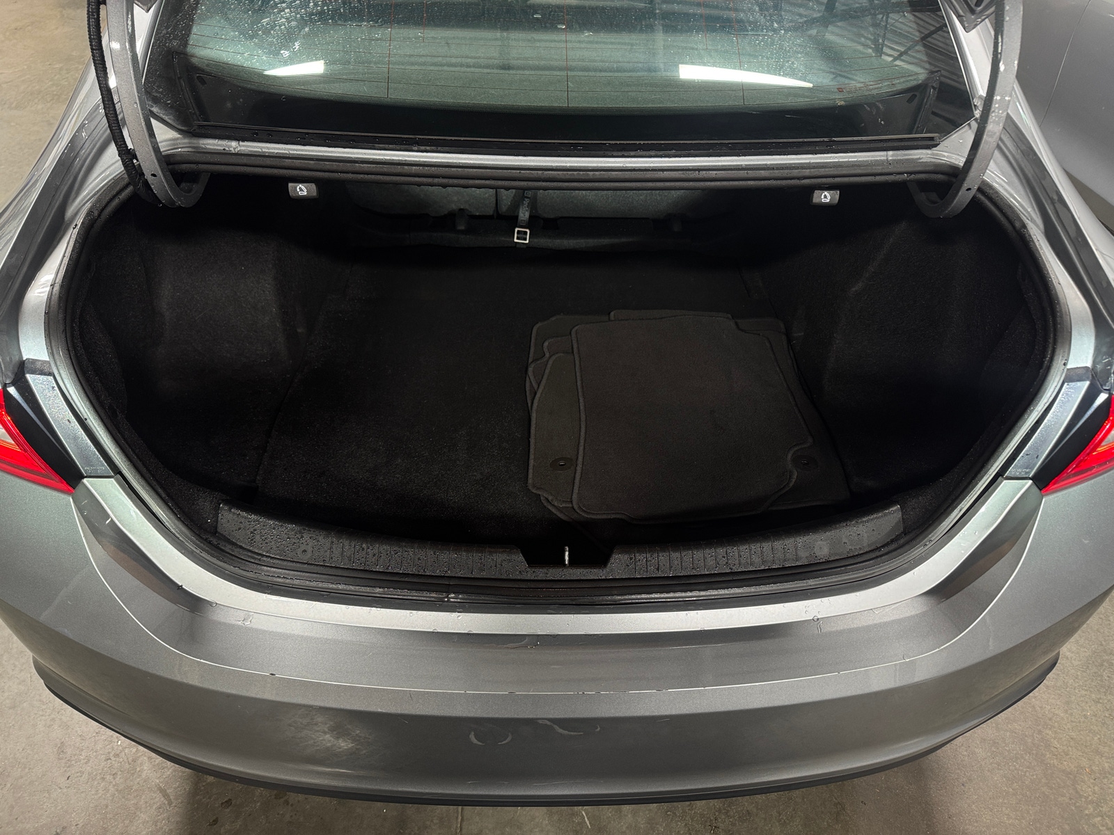 Thumbnail: 2023 Chevrolet Malibu - 7