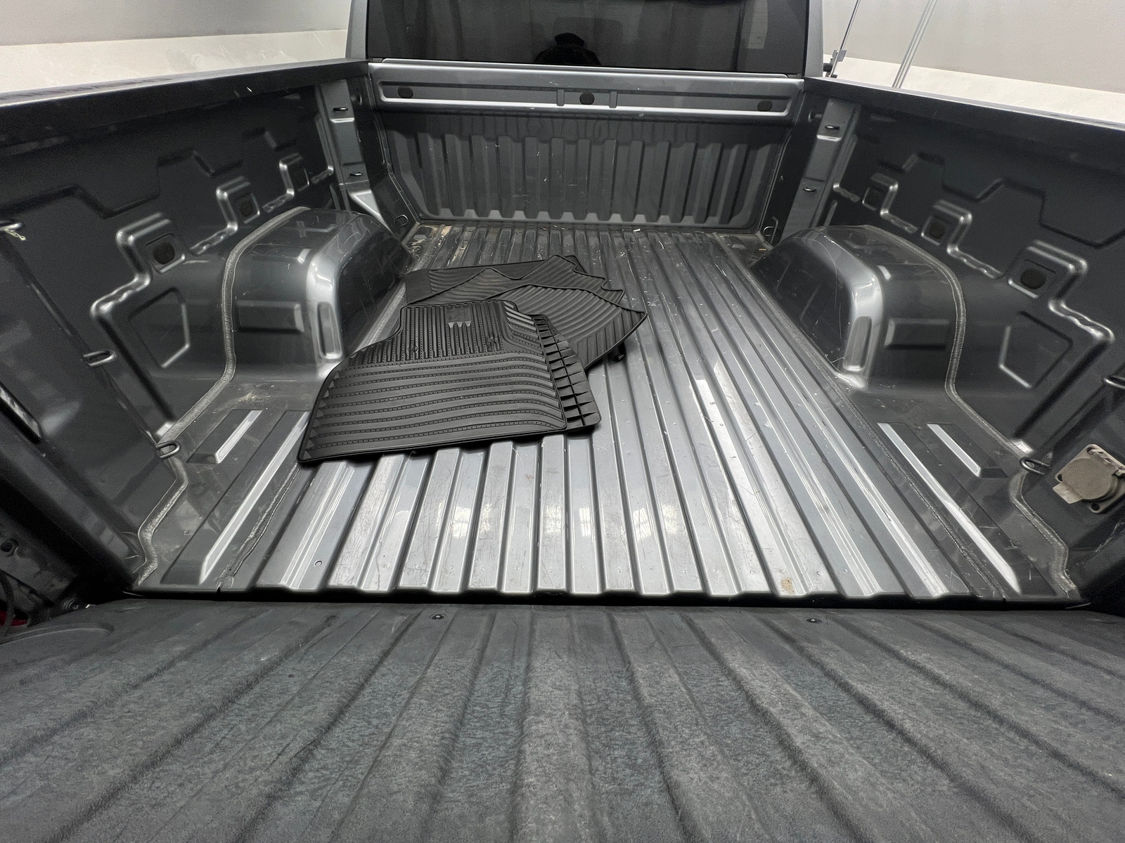 Thumbnail: 2021 Chevrolet Silverado 1500 - 7