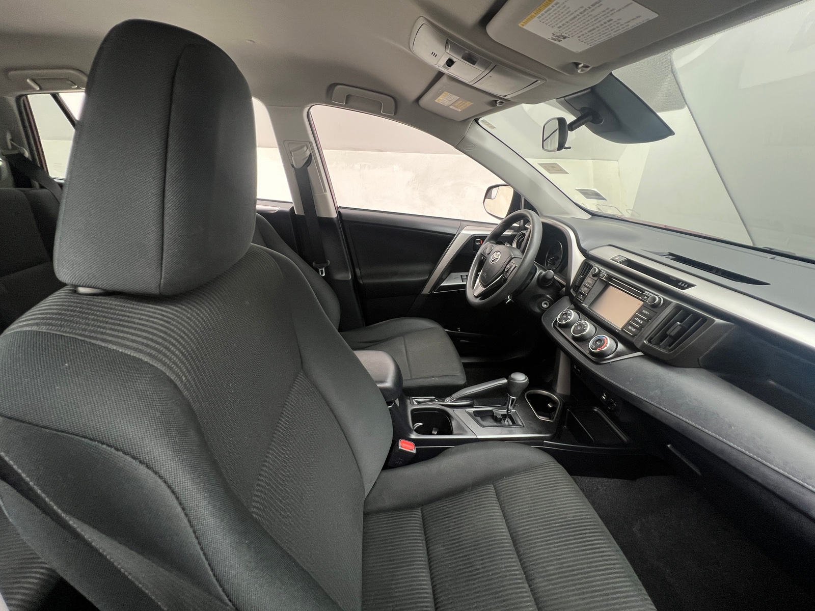 Thumbnail: 2018 Toyota RAV4 - 2