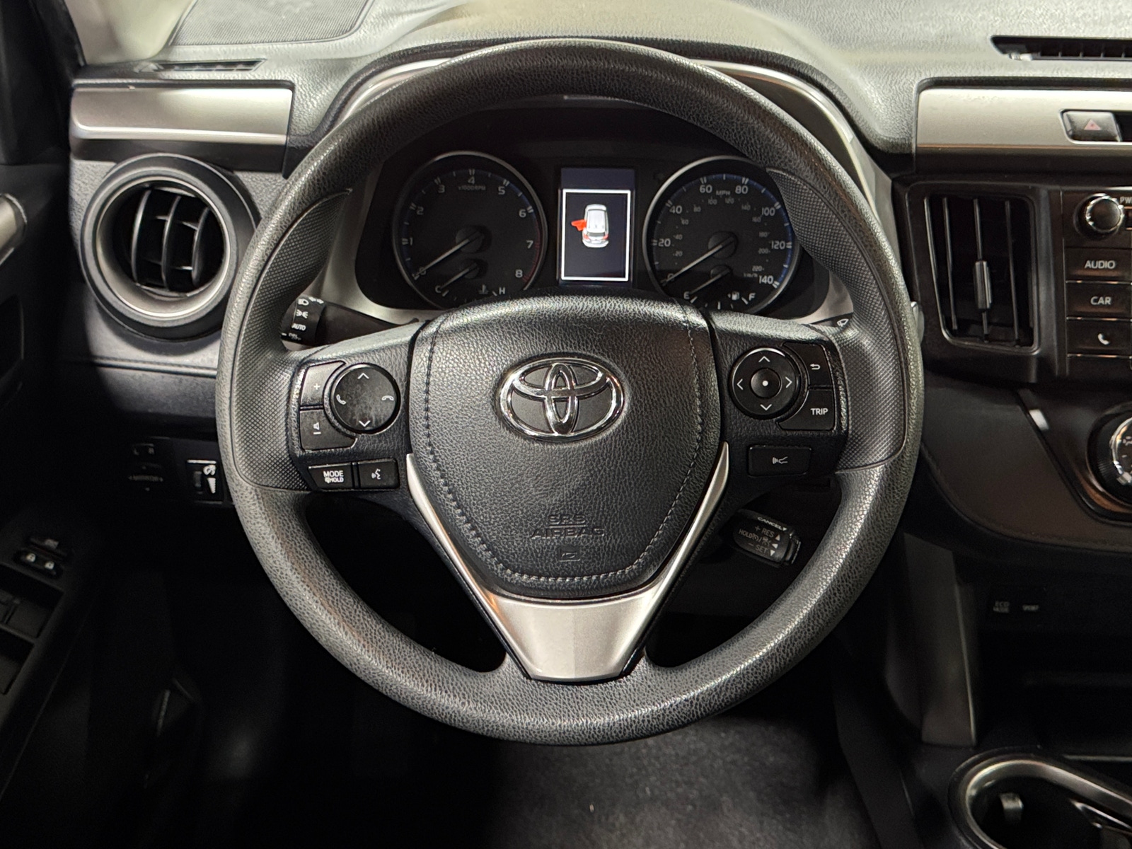 Thumbnail: 2018 Toyota RAV4 - 5