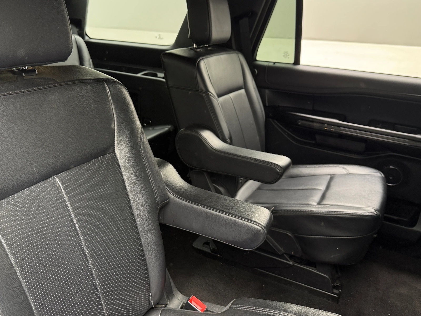 Thumbnail: 2021 Ford Expedition - 6