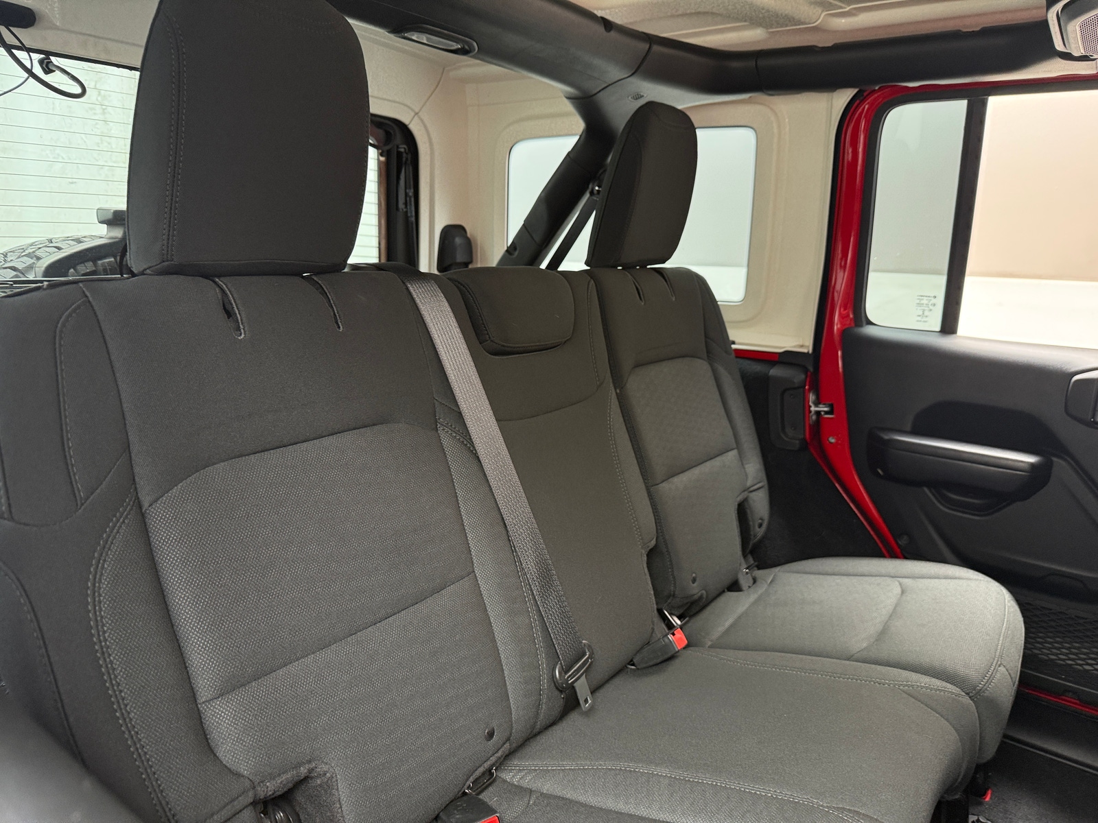 Thumbnail: 2018 Jeep Wrangler - 6