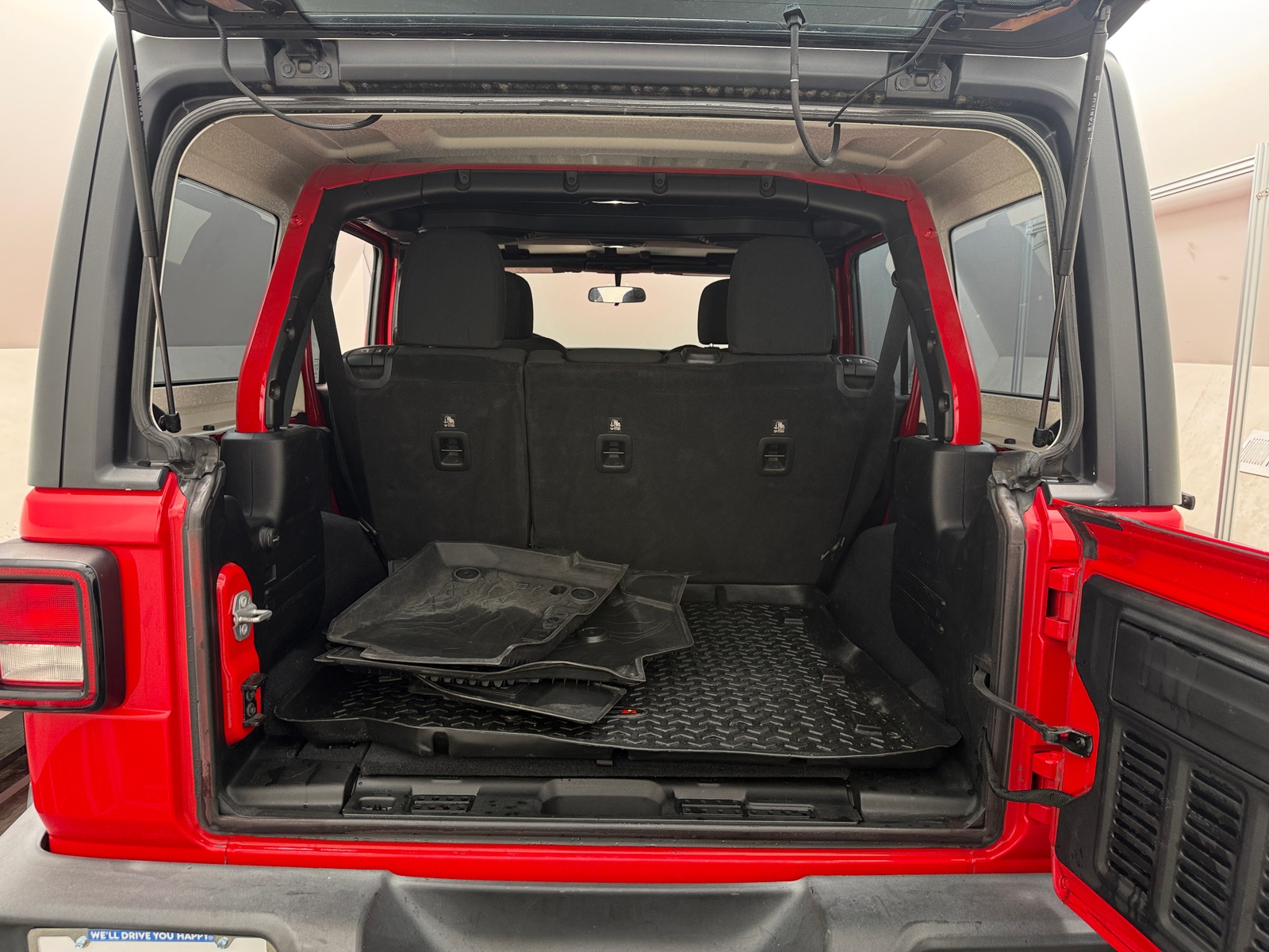 Thumbnail: 2018 Jeep Wrangler - 7