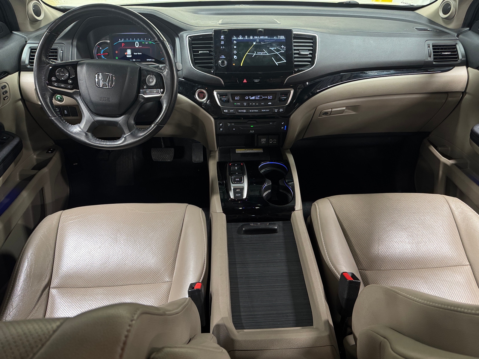 Thumbnail: 2019 Honda Pilot - 2