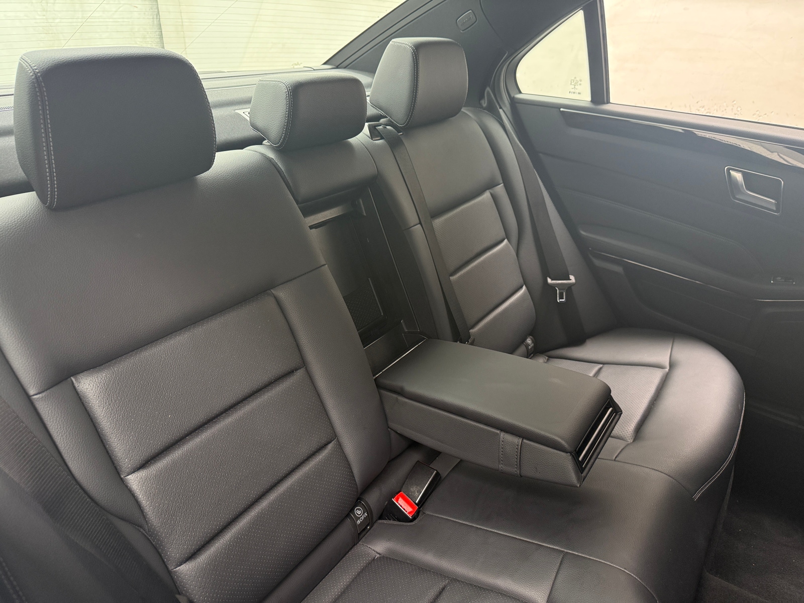 Thumbnail: 2016 Mercedes-Benz E-Class - 5