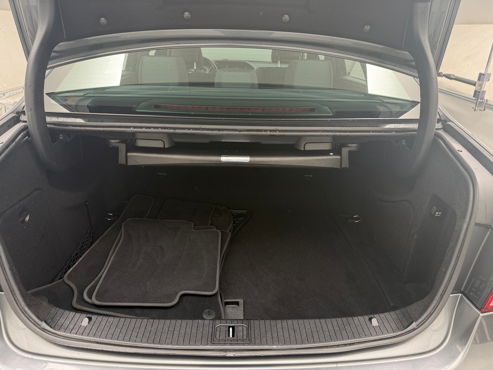 Thumbnail: 2016 Mercedes-Benz E-Class - 6