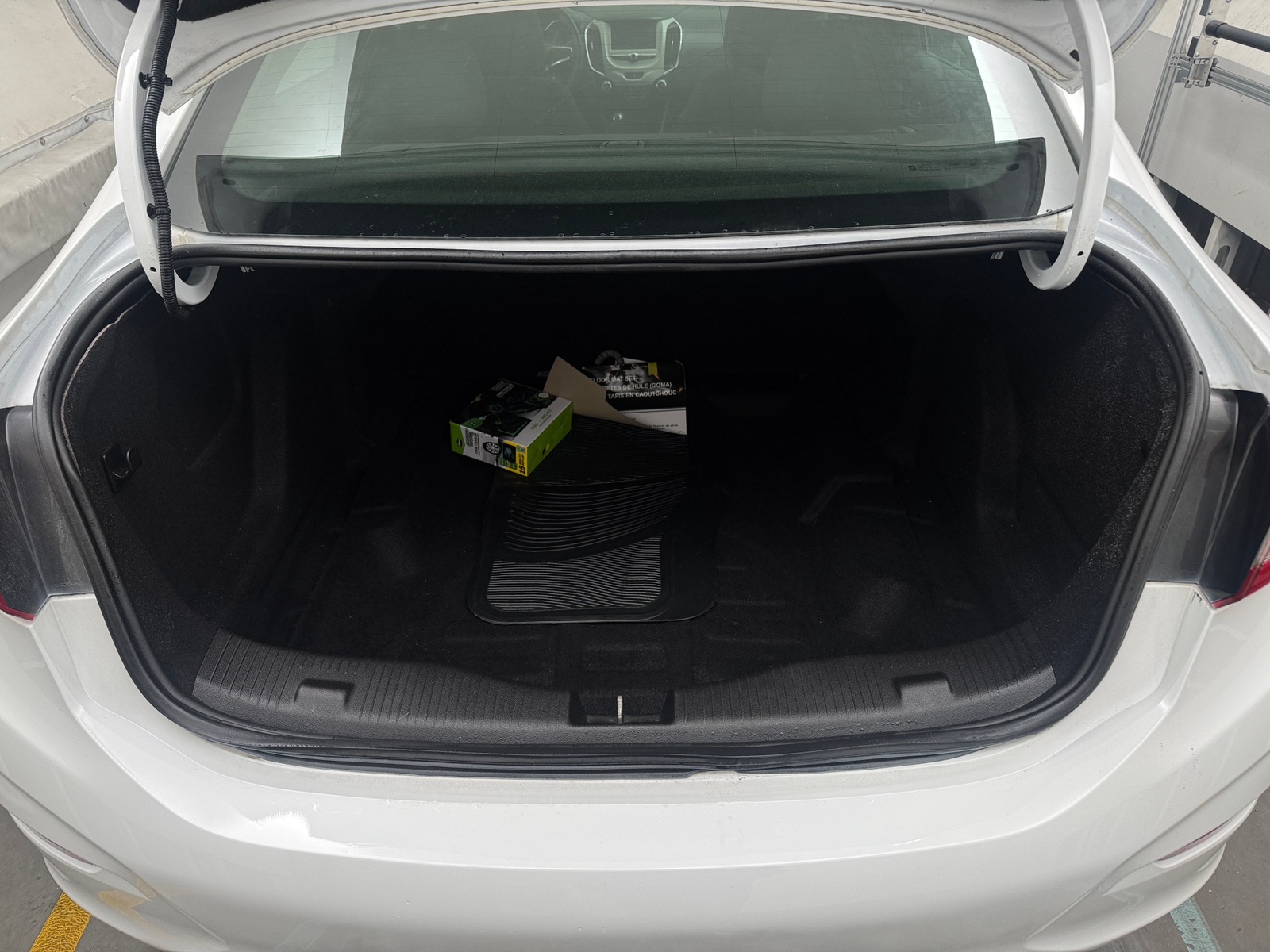 Thumbnail: 2018 Chevrolet Cruze - 7