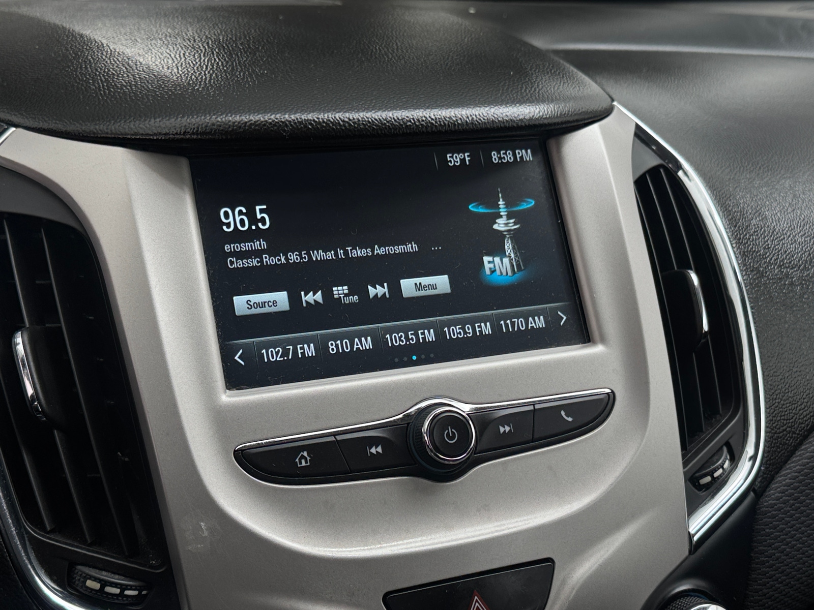 Thumbnail: 2018 Chevrolet Cruze - 4