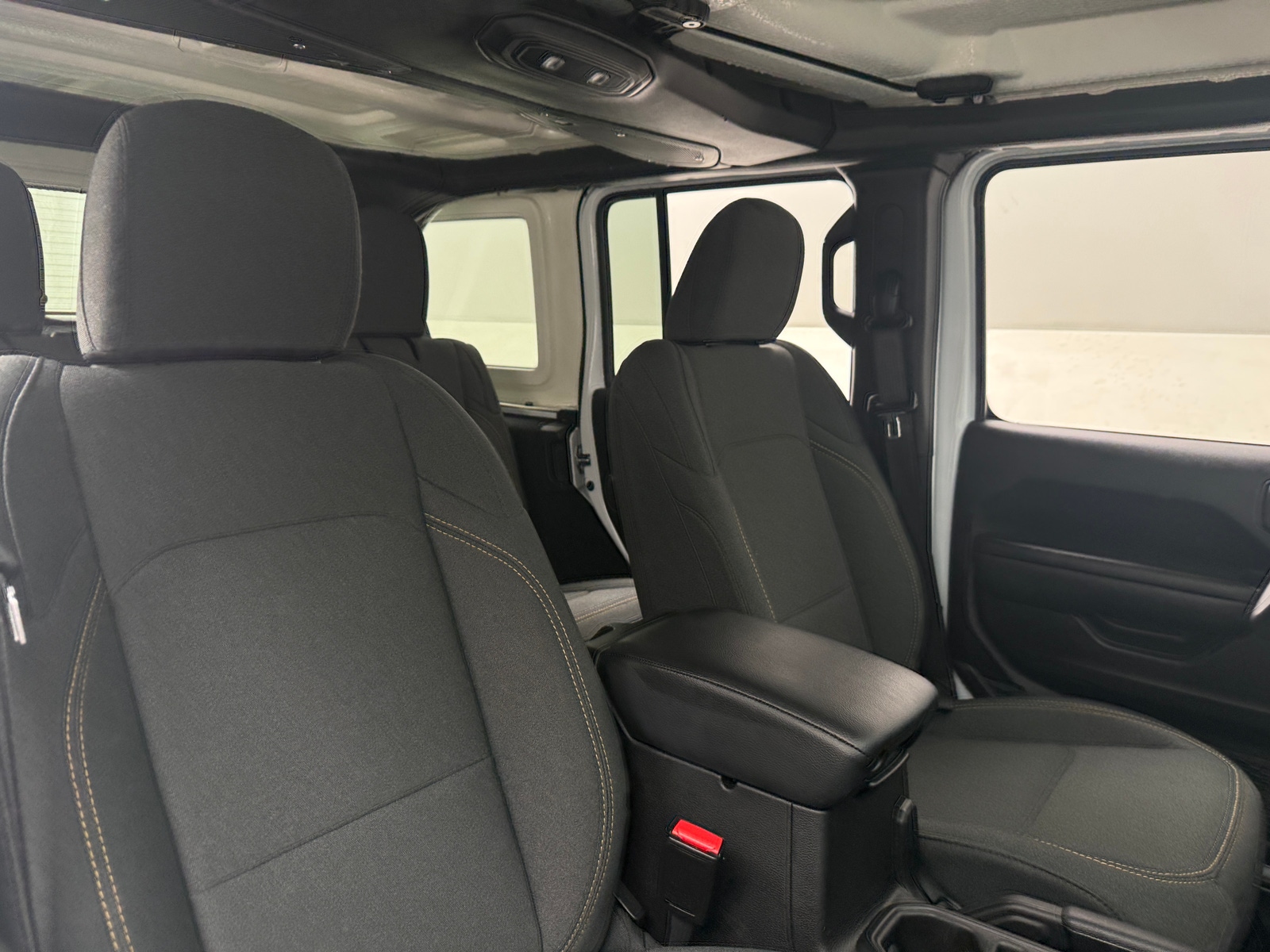 Thumbnail: 2025 Jeep Wrangler - 2