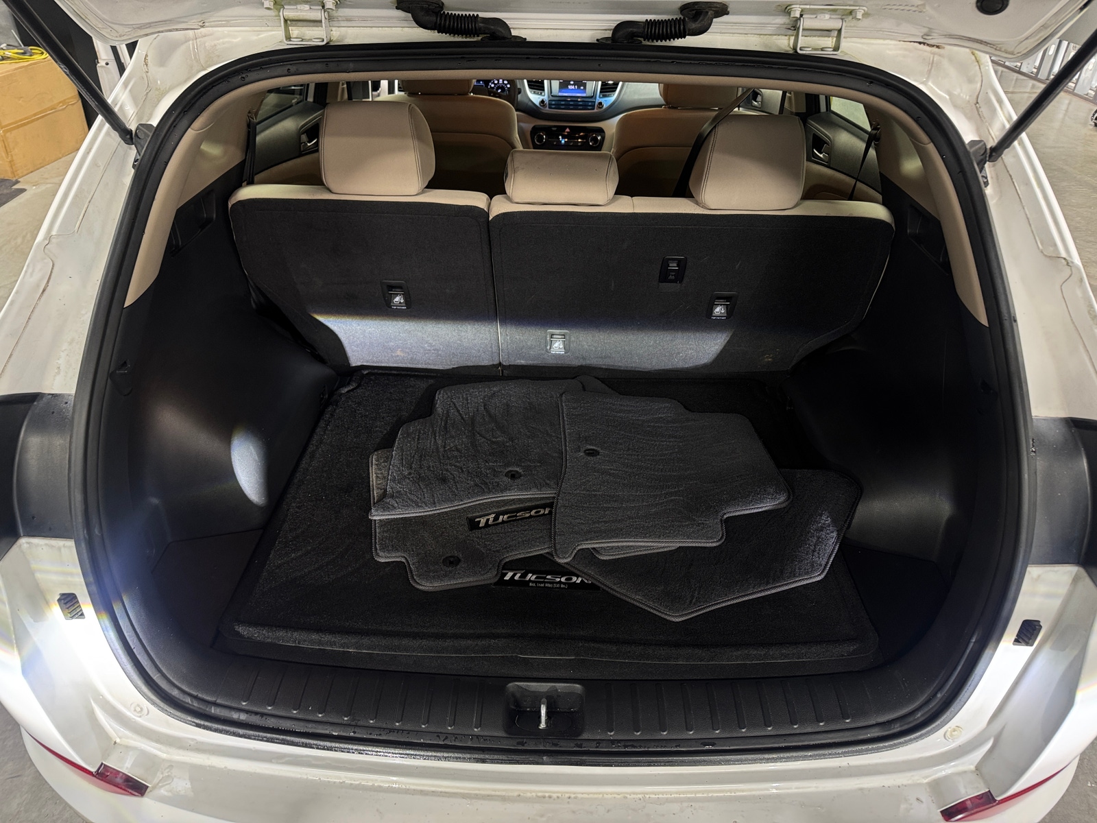 Thumbnail: 2017 Hyundai Tucson - 7