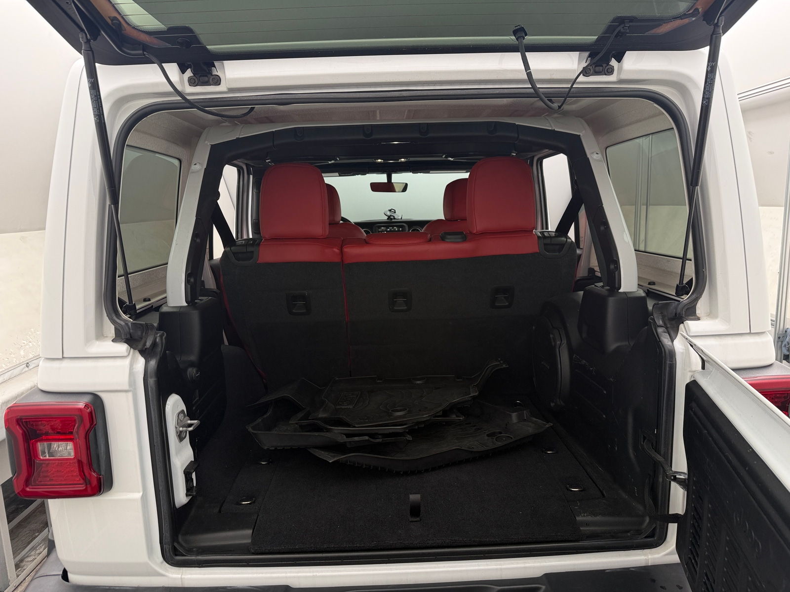 Thumbnail: 2020 Jeep Wrangler - 6