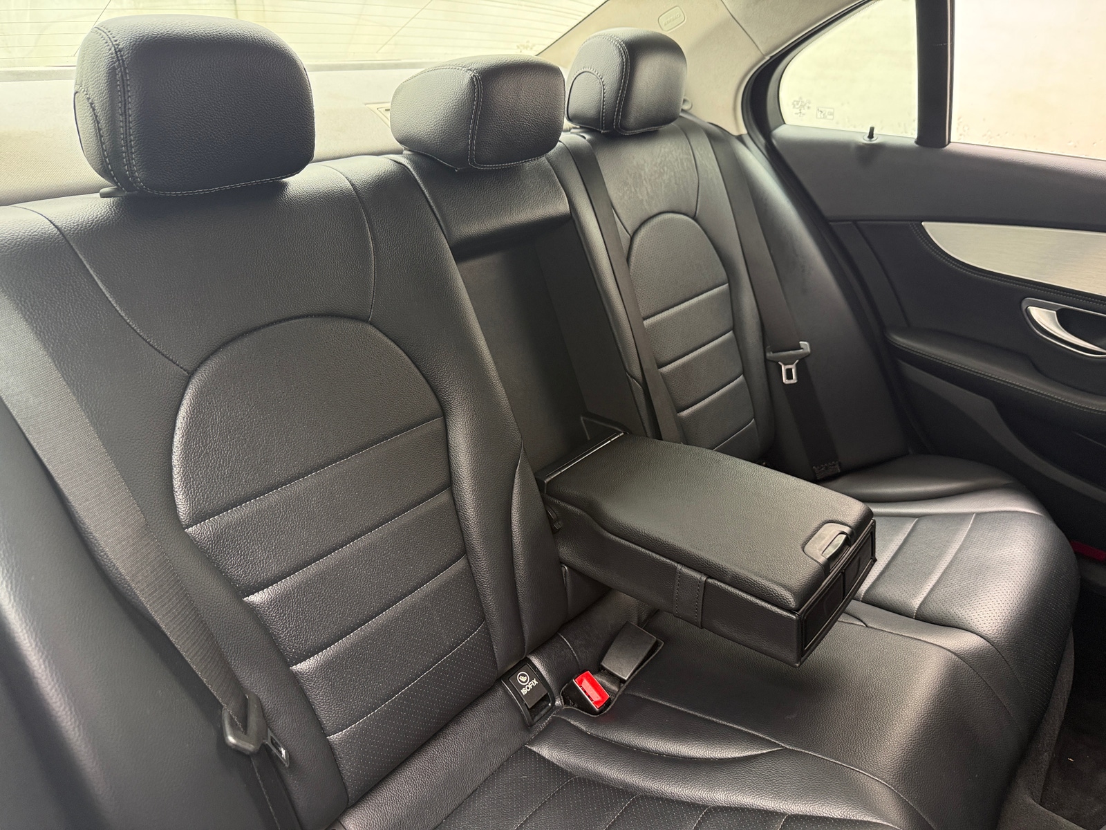 Thumbnail: 2015 Mercedes-Benz C-Class - 5