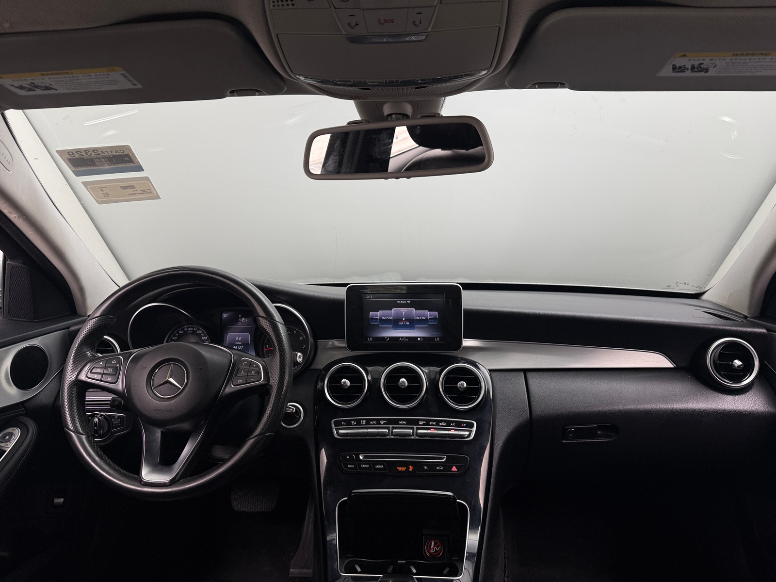 Thumbnail: 2015 Mercedes-Benz C-Class - 2