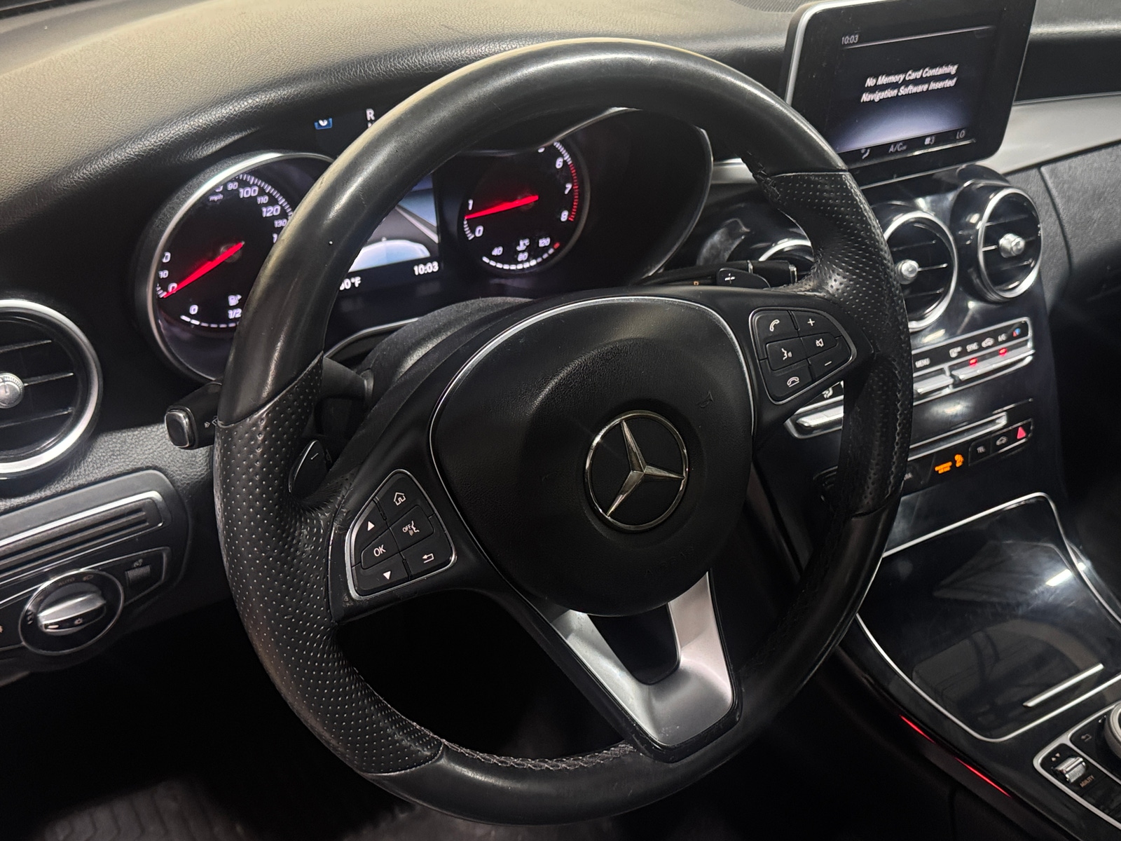 Thumbnail: 2015 Mercedes-Benz C-Class - 4