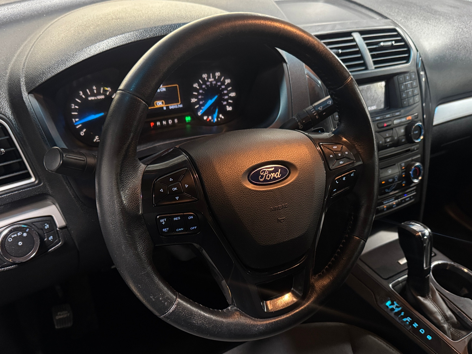 Thumbnail: 2017 Ford Explorer - 5